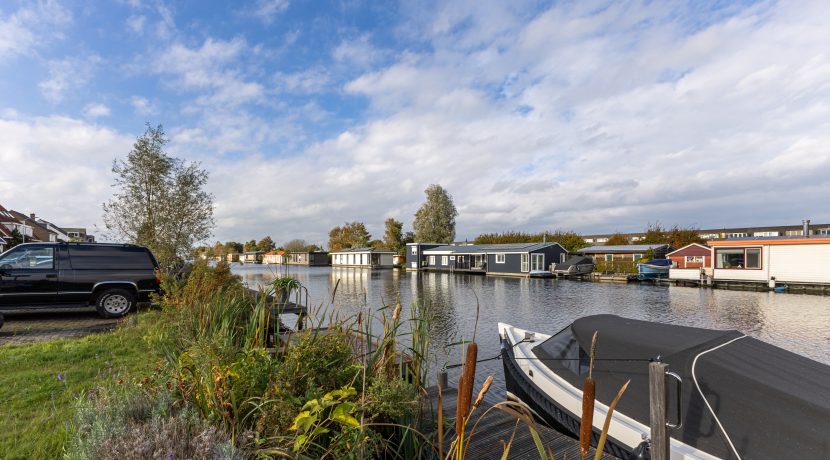 01.1 Nieuwemeerdijk 38, straatbeeld 01a