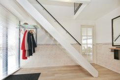 11 Count Basiestraat 22 Hal 01a