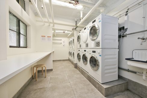 08 Korte Geuzenstr 613 Wasruimte 01a