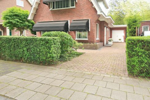 14 Roerdompstraat 5 Oprit 01a
