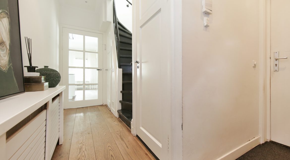 15 Roerdompstraat 5 Hal 01a