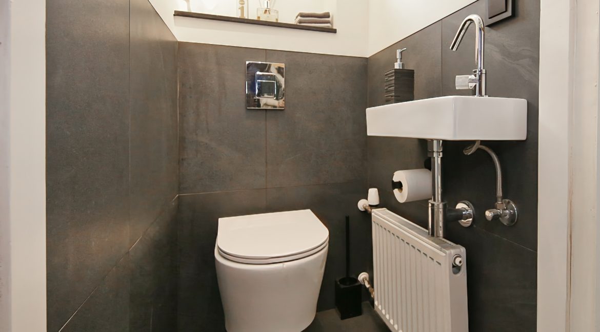 47 Roerdompstraat 5 Toilet 01a
