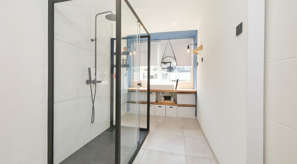 48 Newtonstr 20 bk 01e