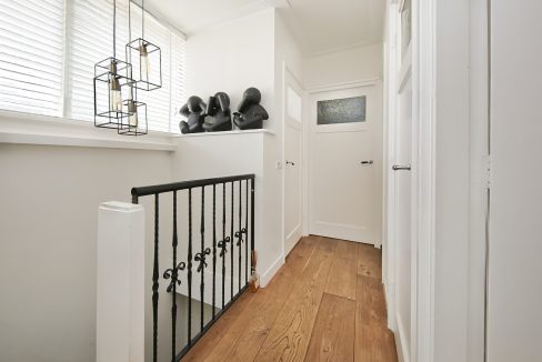 48 Roerdompstraat 5 Overloop 01a