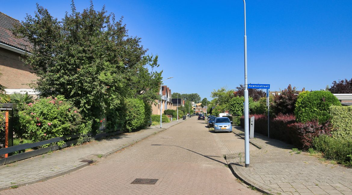 55 Newtonstr 20 straatbeeld 01b