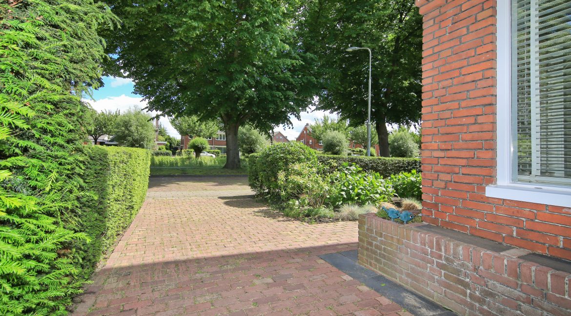 62 Roerdompstraat 5 oprit