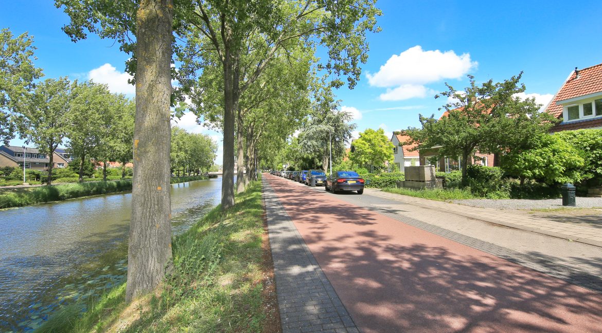 12 Hoofdweg 80a straatbeeld 01b