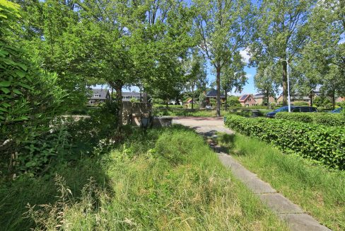 14 Hoofdweg 80a voortuin 01a