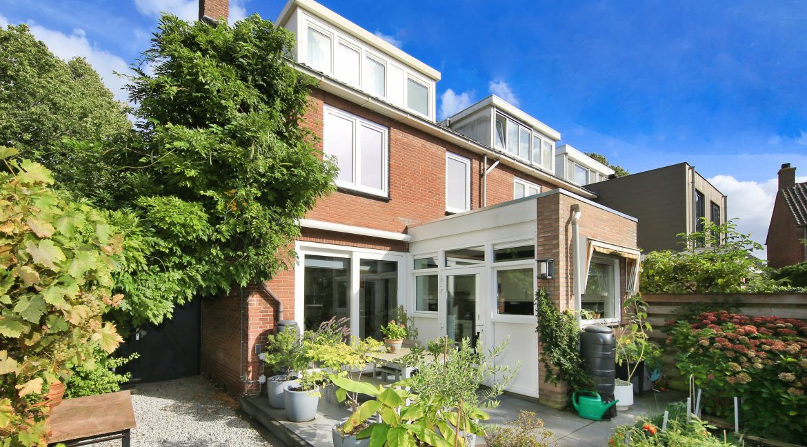 37 Zwaluwstr 13 Tuin 01e