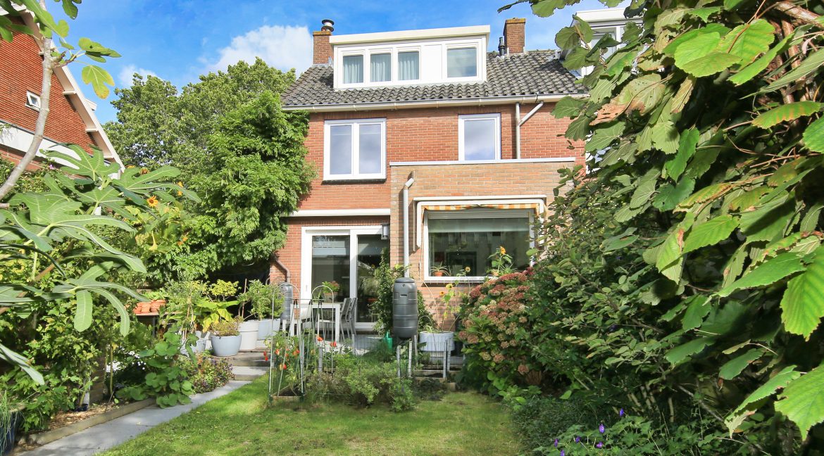 40 Zwaluwstr 13 Tuin 01c