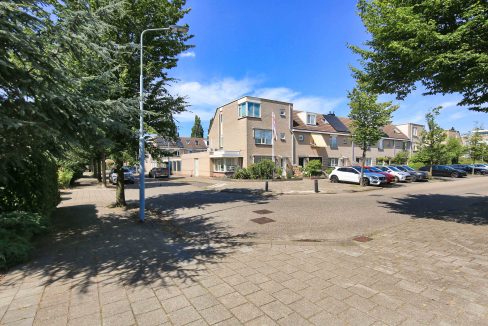 52 Geranium 123 Straatbeeld 01b
